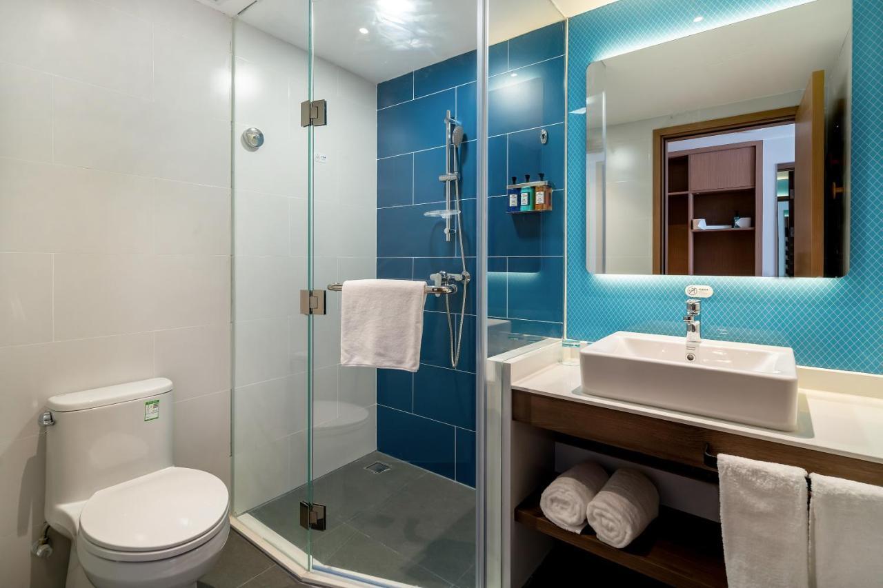 Holiday Inn Express Jinan Jingshi Road, An Ihg Hotel Bagian luar foto