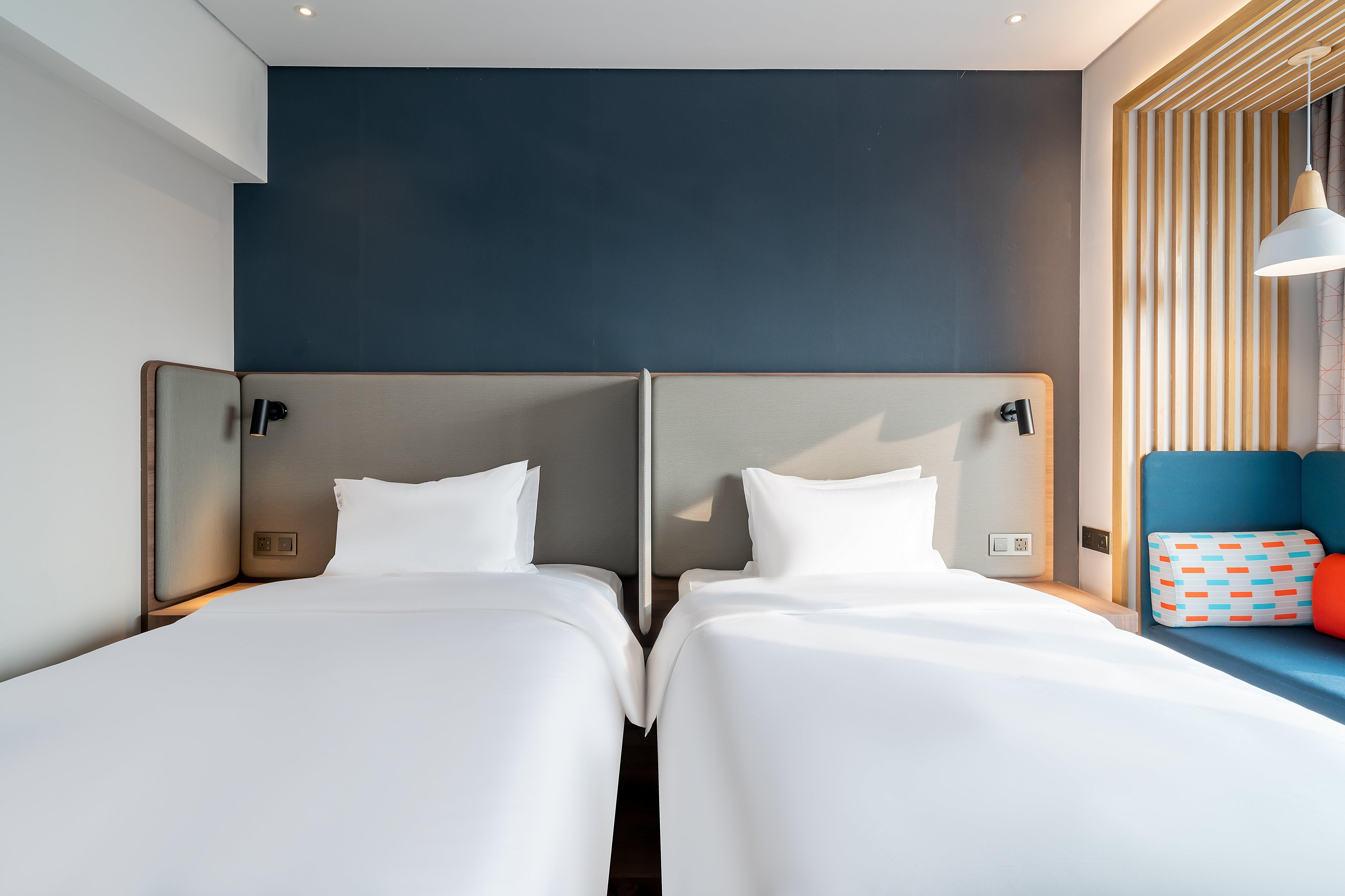 Holiday Inn Express Jinan Jingshi Road, An Ihg Hotel Bagian luar foto